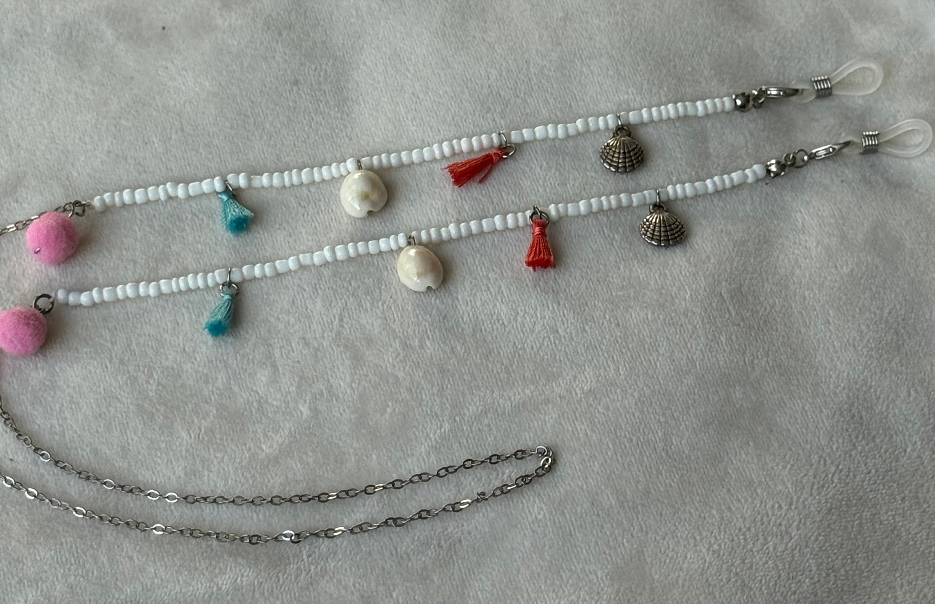 Brillenkoord zilver schelp