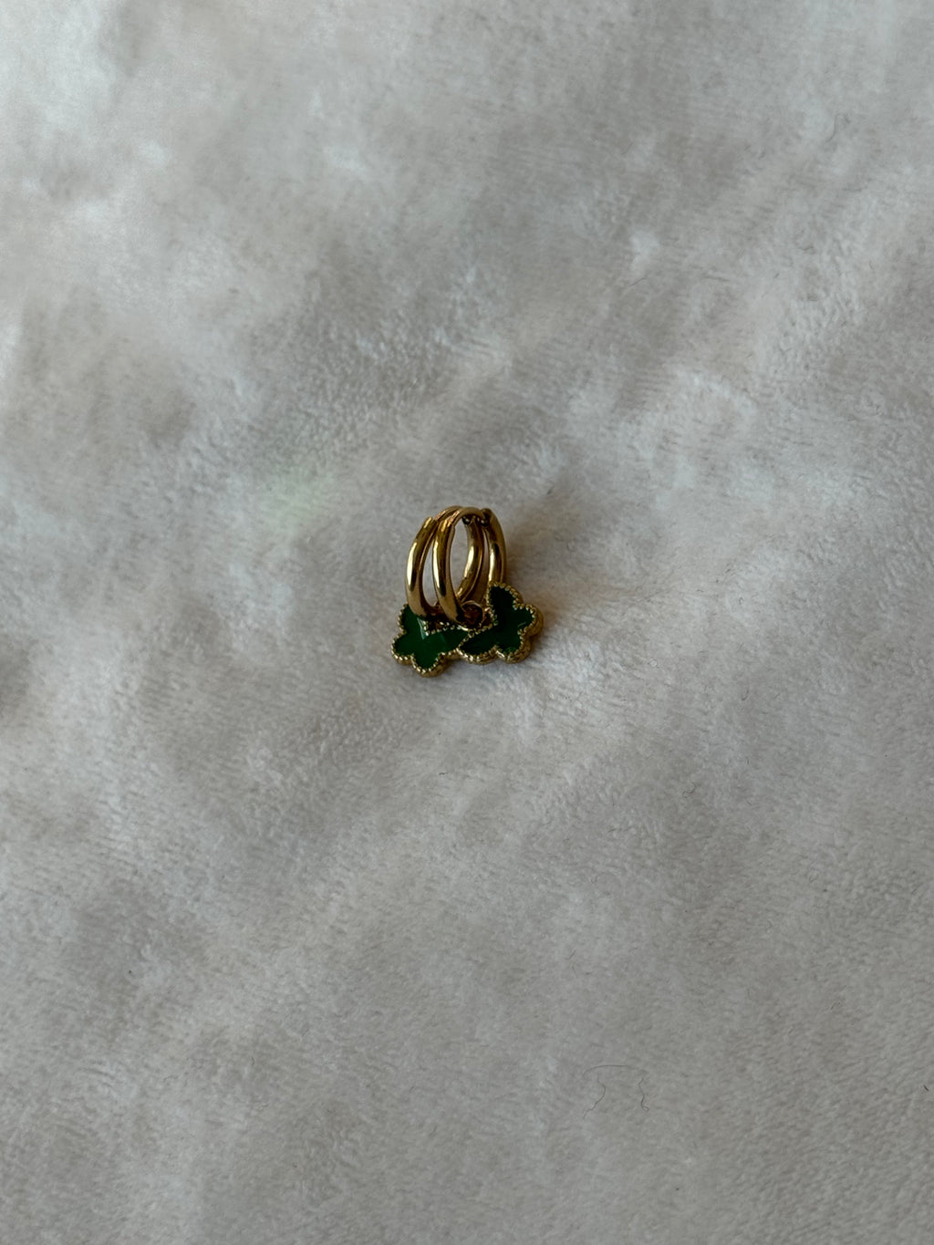 Oorbellen goud/groen vlinder