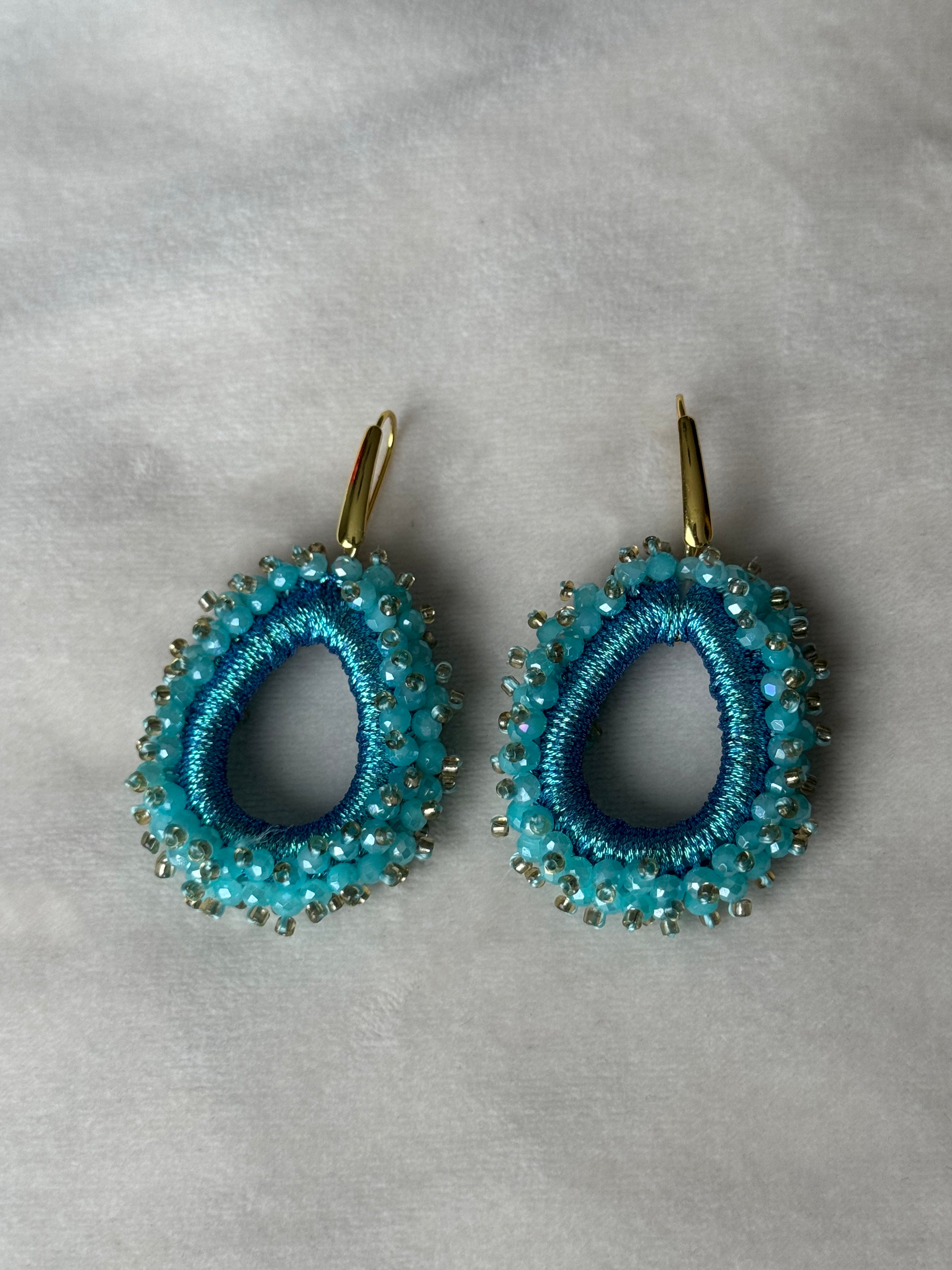 Oorbellen goud/blauw