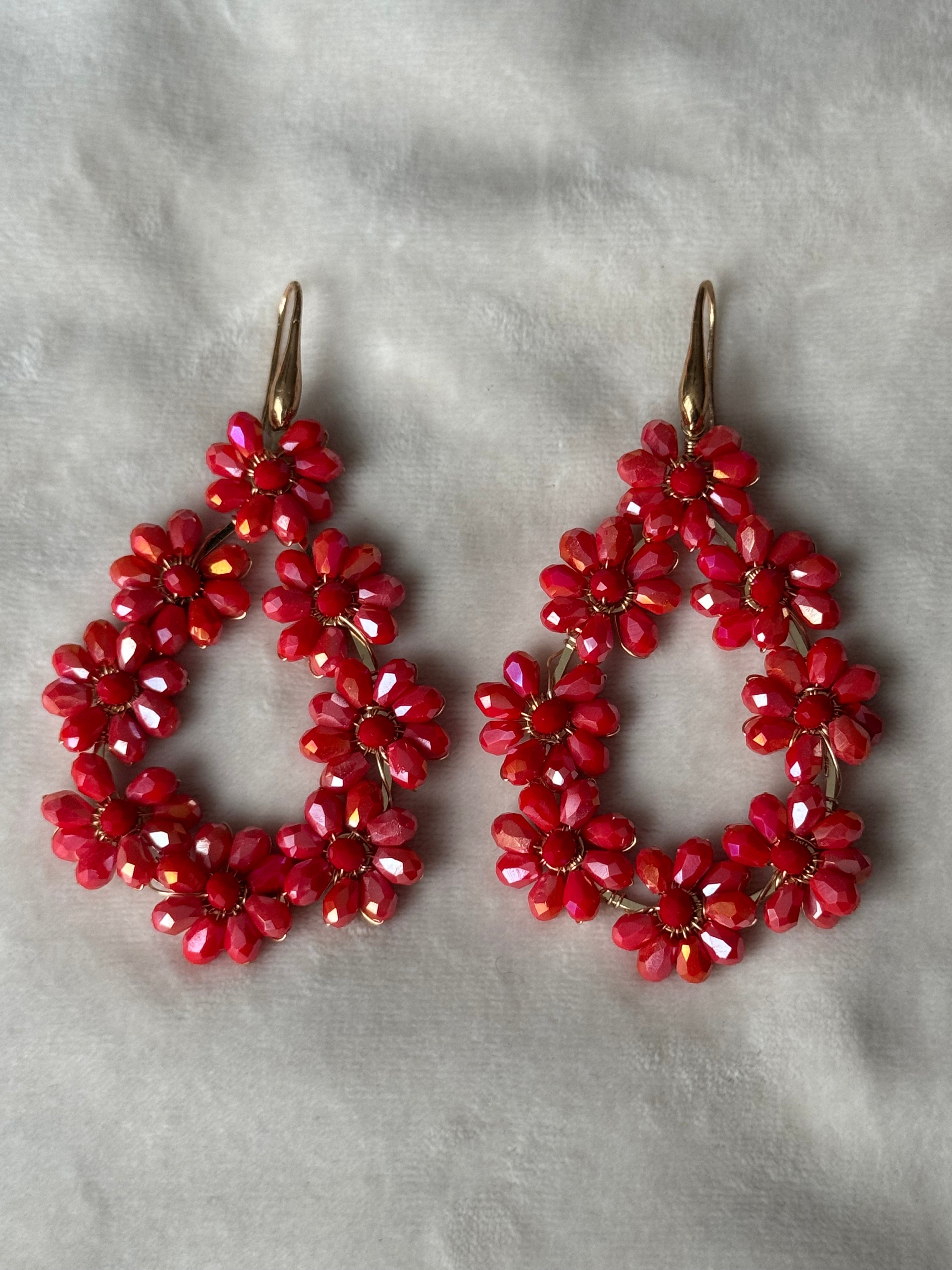 Oorbellen bloem rood/goud