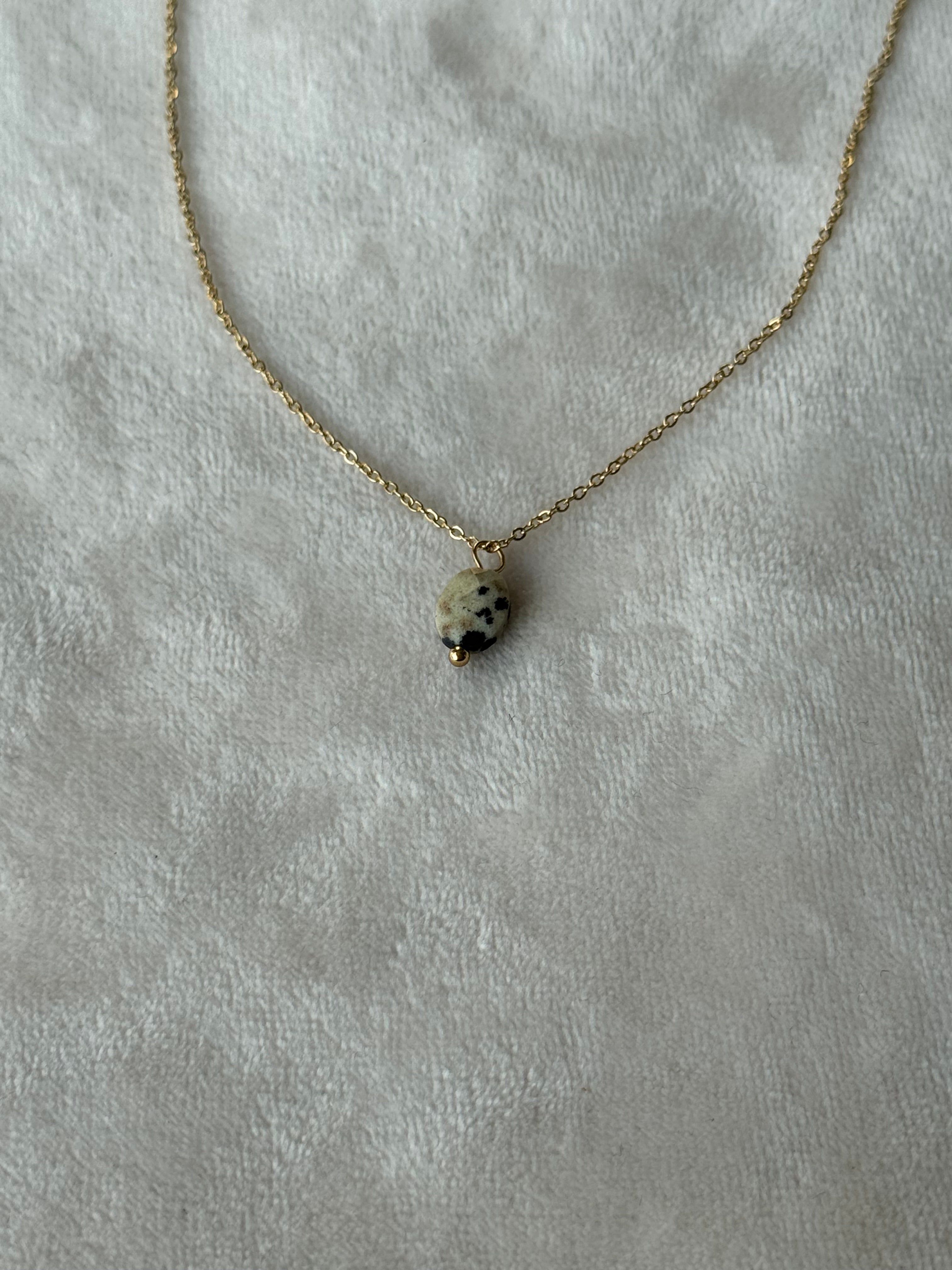 Ketting goud steentje